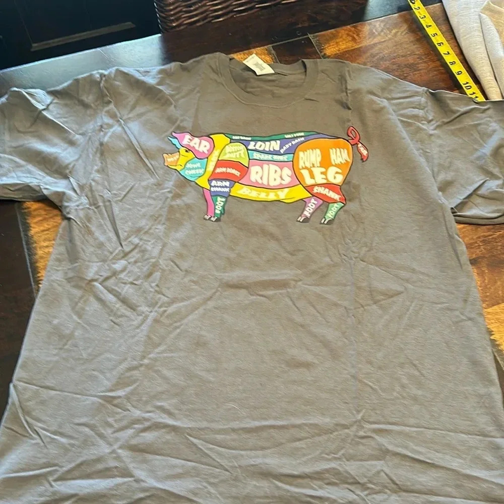 Gildan 2XL pork theme T Shirt